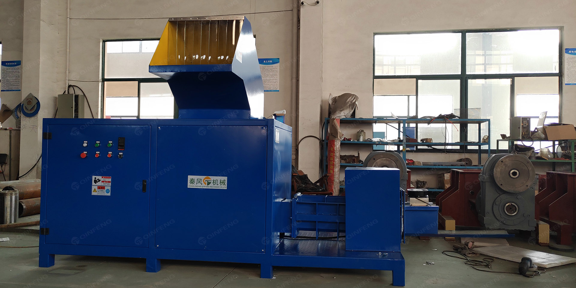 將泡沫廢料轉(zhuǎn)化為可持續(xù)未來:秦風(fēng)機(jī)械為食品行業(yè)提供的回收解決方案